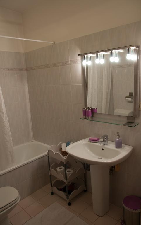 Le Ortensie Di Via Rossetti Bed & Breakfast Trieste Exterior photo